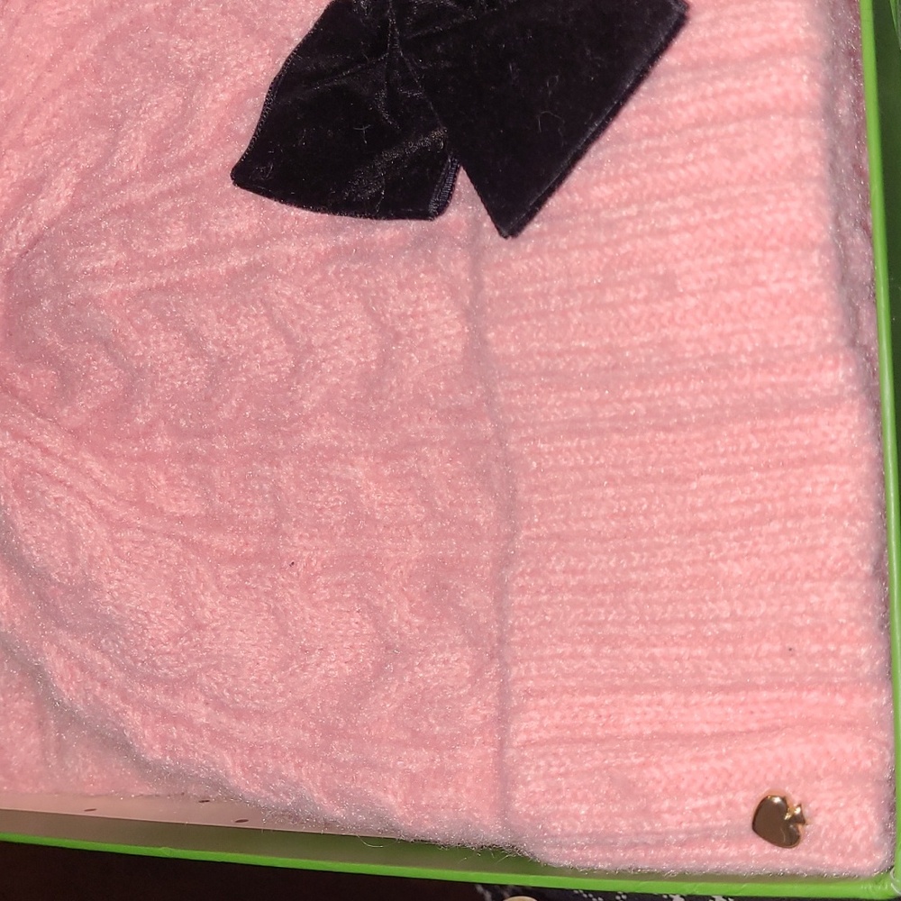 KATE SPADE 3pc Pink Knit Hat Scarf & Gloves Set with Black Bows - Picture 2 of 13